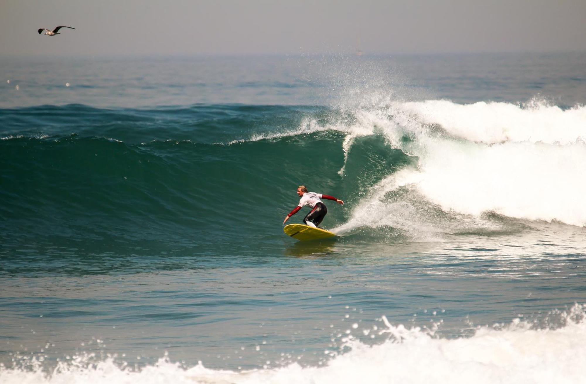 Surfivor Surf Camp Hotel Езмориз Екстериор снимка